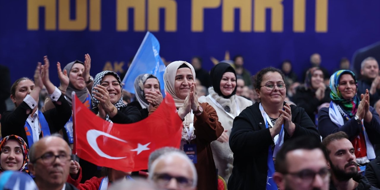 AK Parti İstanbul ilçe kongreleri tamamlandı