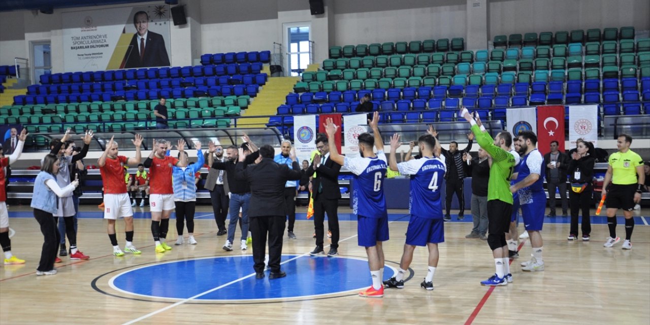 İşitme Engelliler Futsal Türkiye Şampiyonası Kütahya’da başladı