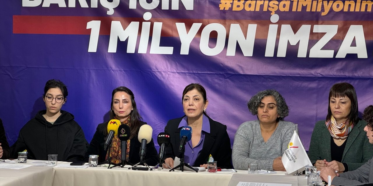 DEM Parti Eş Genel Başkanı Hatimoğulları "Barış için 1 milyon imza" toplantısına katıldı