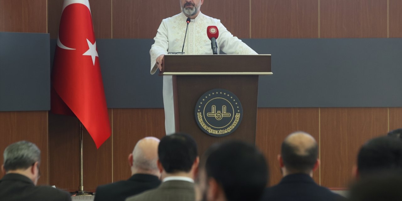 Diyanet İşleri Başkanı Erbaş, Eğitim Görevlileri Oryantasyon Eğitimi'ne katıldı: