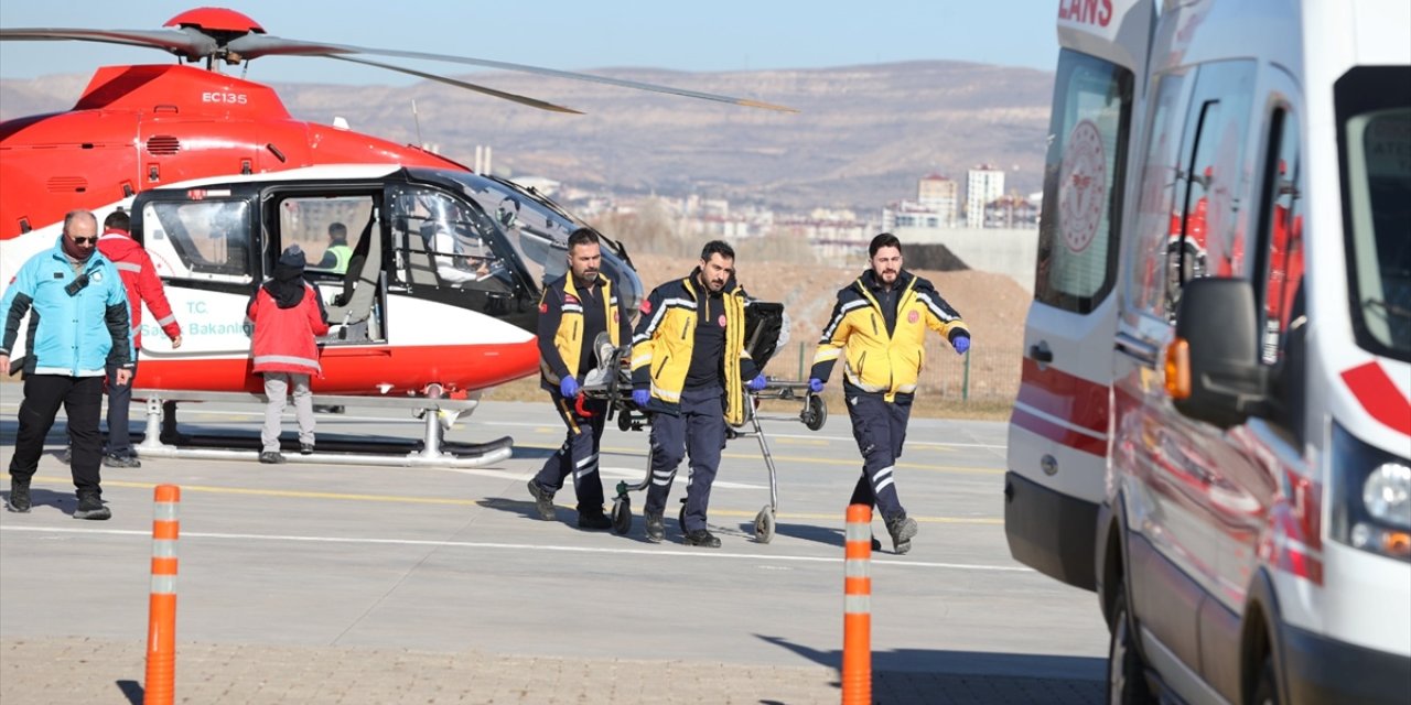 Yıldız Dağı Kayak Merkezi'nde bir oteldeki patlamada 2 antrenör ve 2 sporcu yaralandı