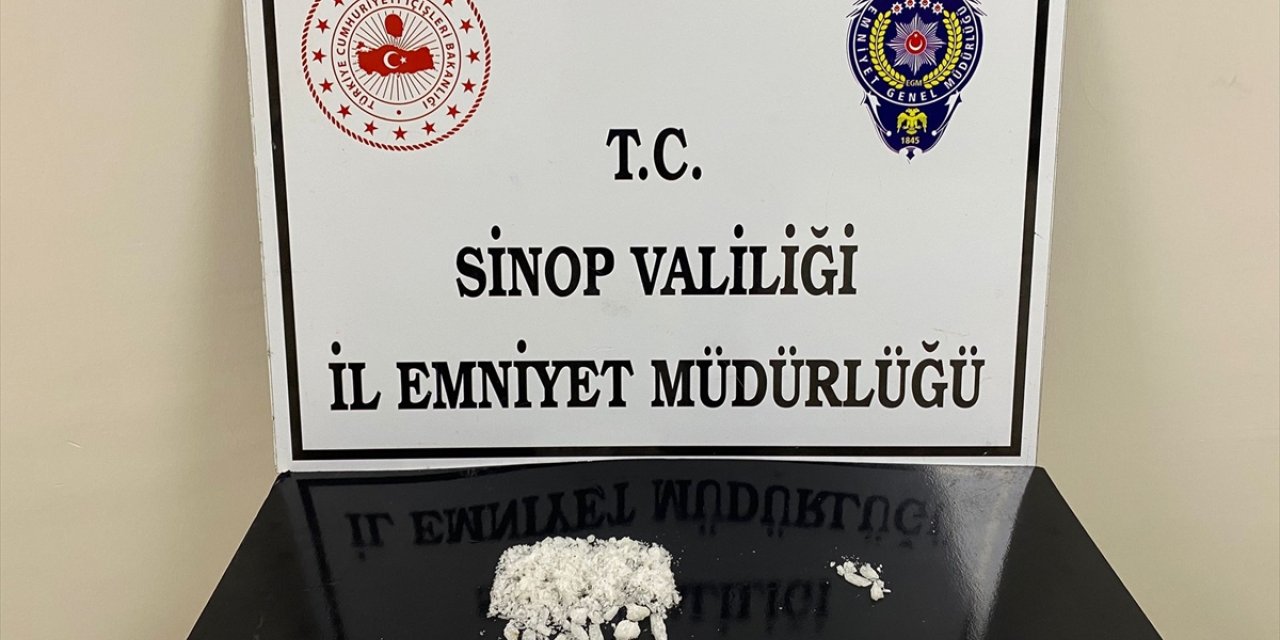 Sinop'ta uyuşturucu operasyonunda yakalanan 2 zanlıdan 1'i tutuklandı