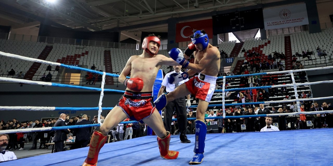 Gençler ve Büyükler Türkiye Kick Boks Şampiyonası, Antalya'da başladı