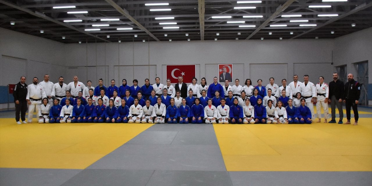 Genç Kadın Judo Milli Takımı, yeni sezon hazırlıklarına Trabzon'da devam ediyor