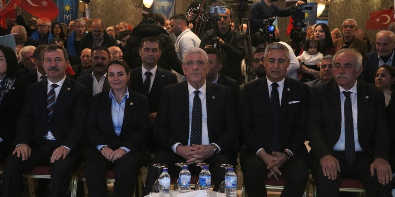 İYİ Parti Genel Başkanı Dervişoğlu, Adana'da Genişletilmiş İl Divan Toplantısı'na katıldı