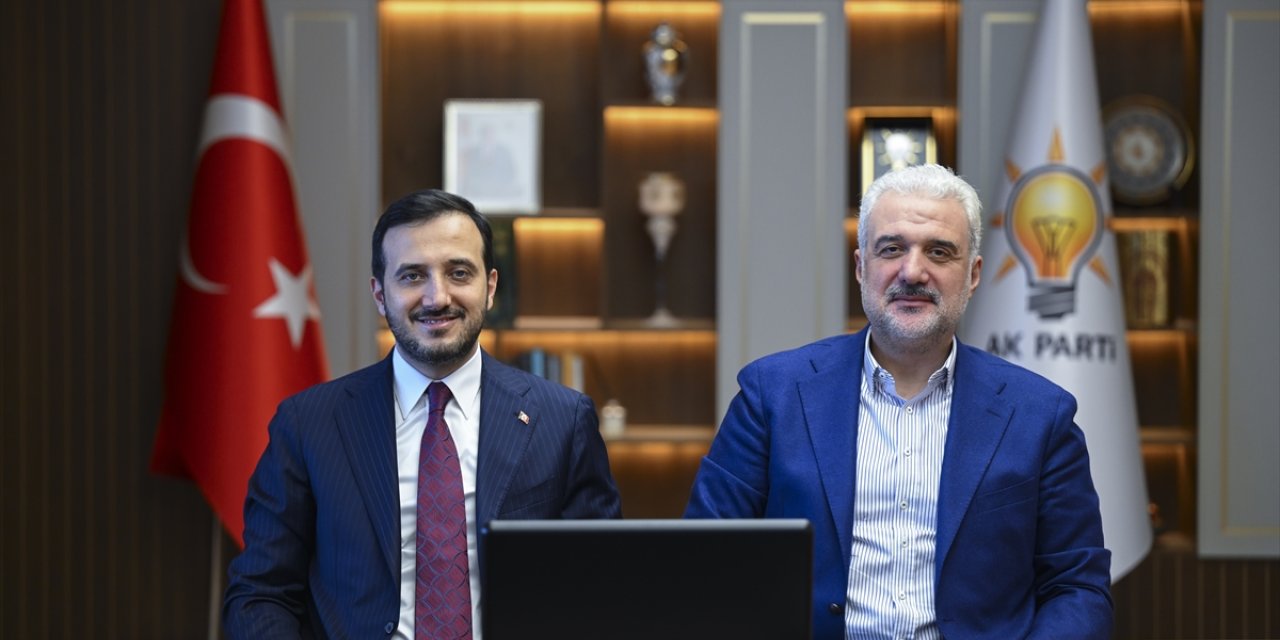 AK Parti İstanbul İl Başkanı Kabaktepe ve İl Başkan Adayı Özdemir, AA'nın "Yılın Kareleri" oylamasına katıldı