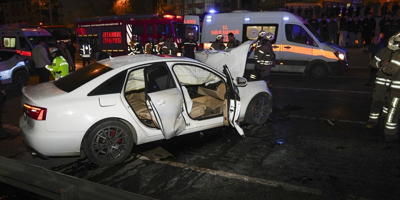 Esenler'de zincirleme trafik kazasında 1 kişi öldü, 9 kişi yaralandı