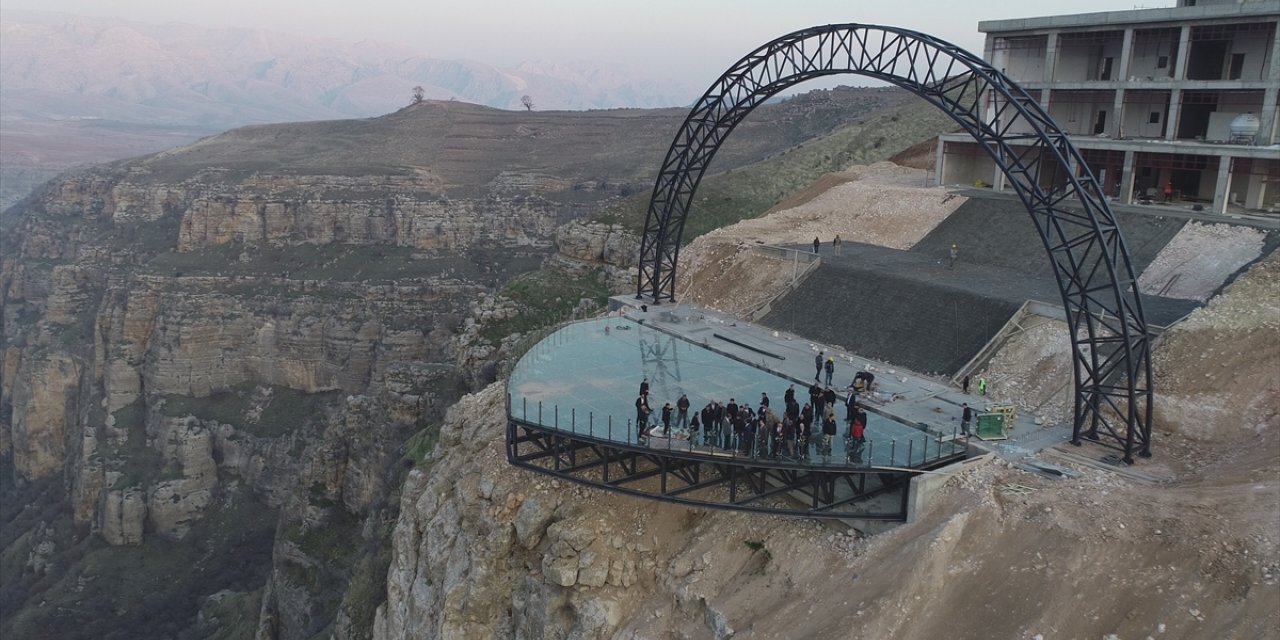 Terörden arındırılan "Cehennem Deresi Kanyonu" cam seyir terasıyla turizmin gözdesi olacak