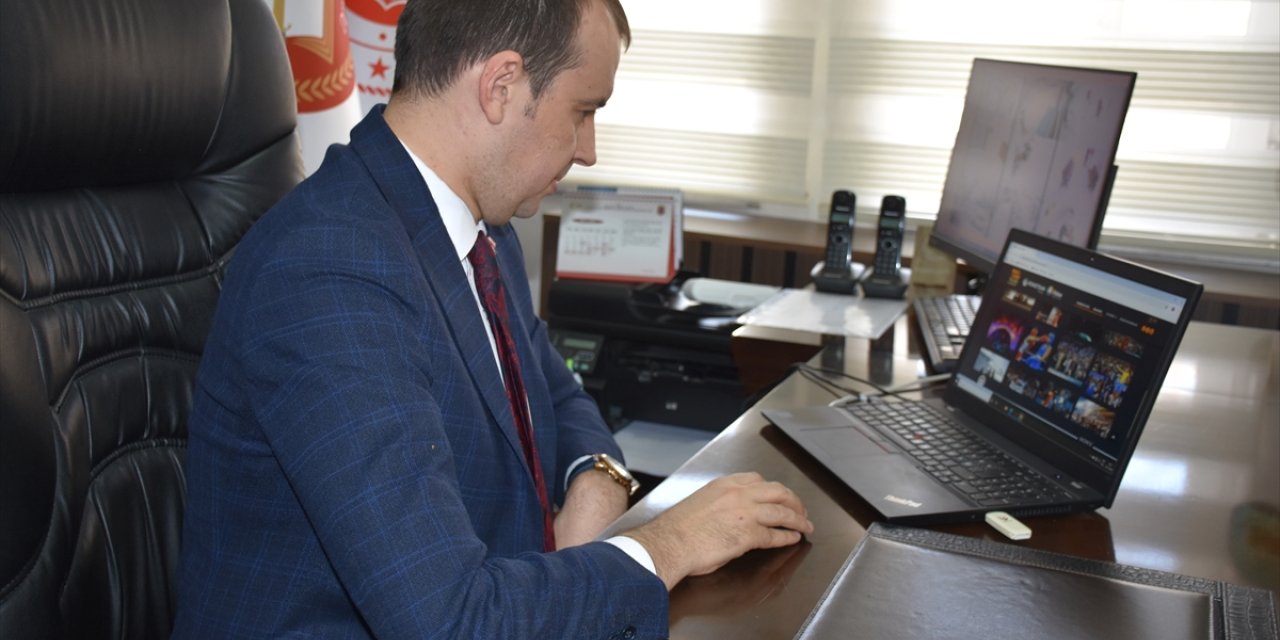 Şırnak Cumhuriyet Başsavcısı Şahin, AA'nın "Yılın Kareleri" oylamasına katıldı