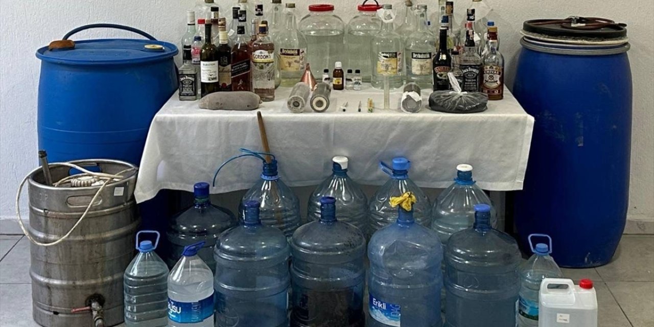 Muğla'da kaçak alkol sattıkları iddiasıyla 4 şüpheli yakalandı