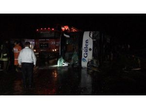 Yozgat'ta otobüs devrildi: 13 yaralı