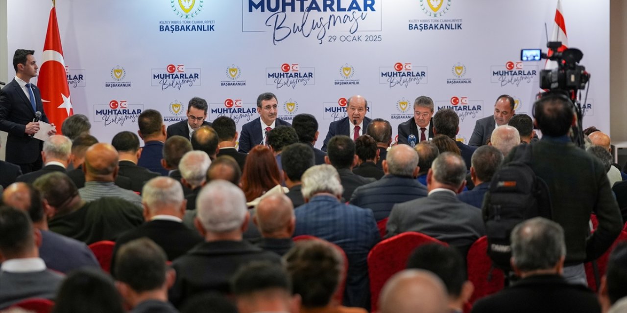 Cumhurbaşkanı Yardımcısı Yılmaz, KKTC'de muhtarlarla bir araya geldi: