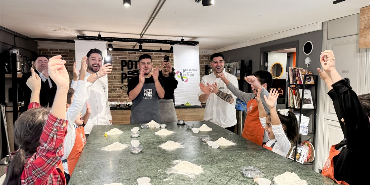 Kanser tedavisi gören çocuklar atölyede ünlü şeflerle "pizza" yaptı