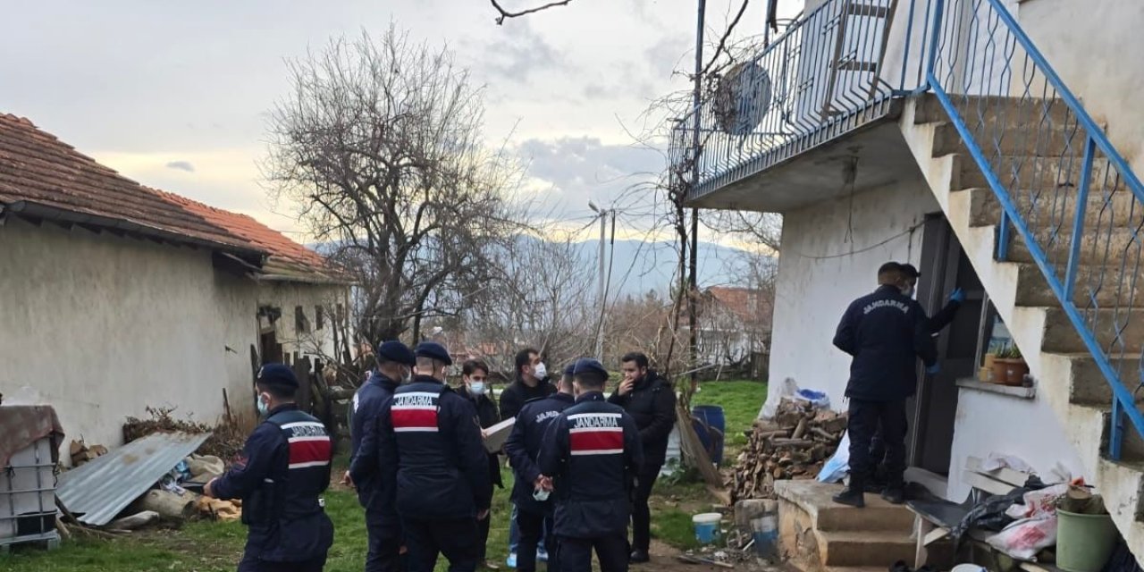 Balıkesir'de karbonmonoksitten zehirlenen karı koca öldü
