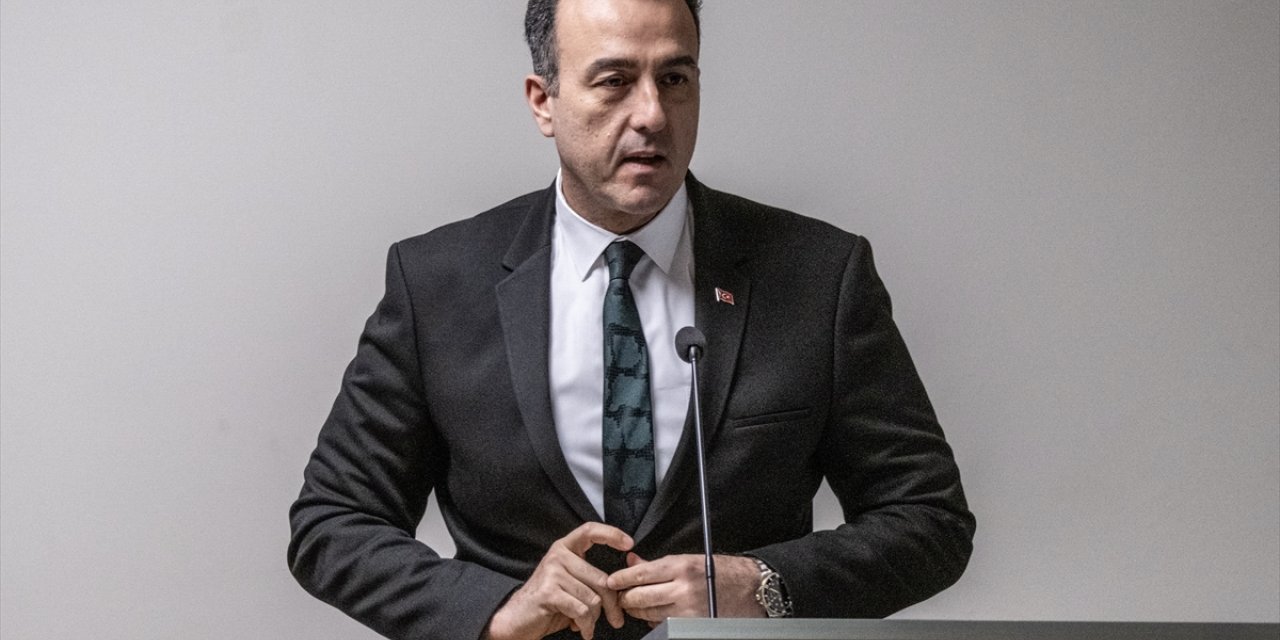 İstanbul'da anne adayları ile ebeler "Normal Doğum Buluşması"nda bir araya geldi