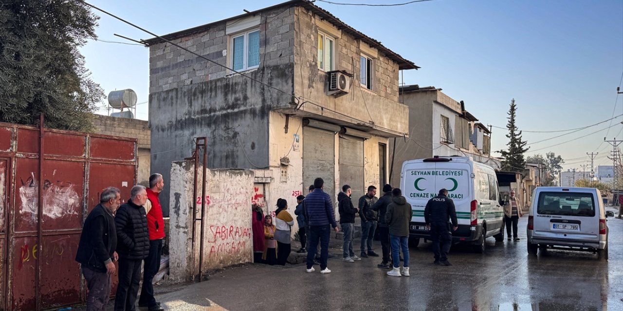Adana'da evinde av tüfeğiyle vurulan kadın öldü