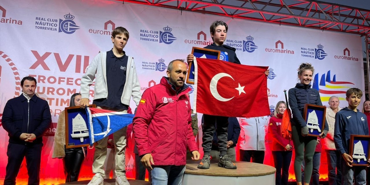 Milli yelkenci Mehmet Erkut Budak, İspanya'da şampiyon oldu