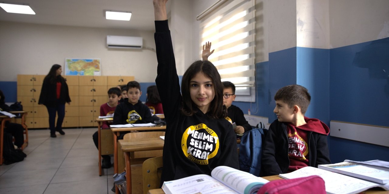 Adana, Mersin, Osmaniye ve Hatay'da yarıyıl tatili sonrası ilk ders zili çaldı