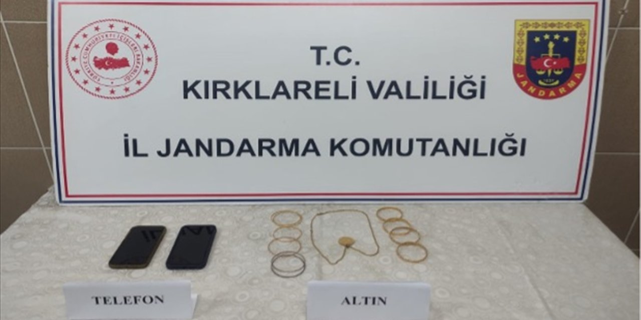 Kırklareli'nde kendilerini polis olarak tanıtıp dolandırıcılık yapan 2 kişiden 1'i tutuklandı