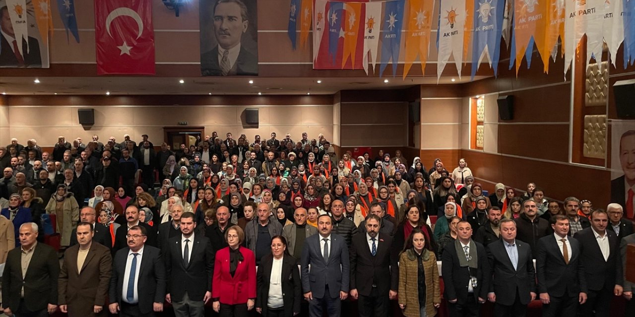 Artvin'de AK Parti İl Kadın Kolları 7. Olağan Kongresi yapıldı