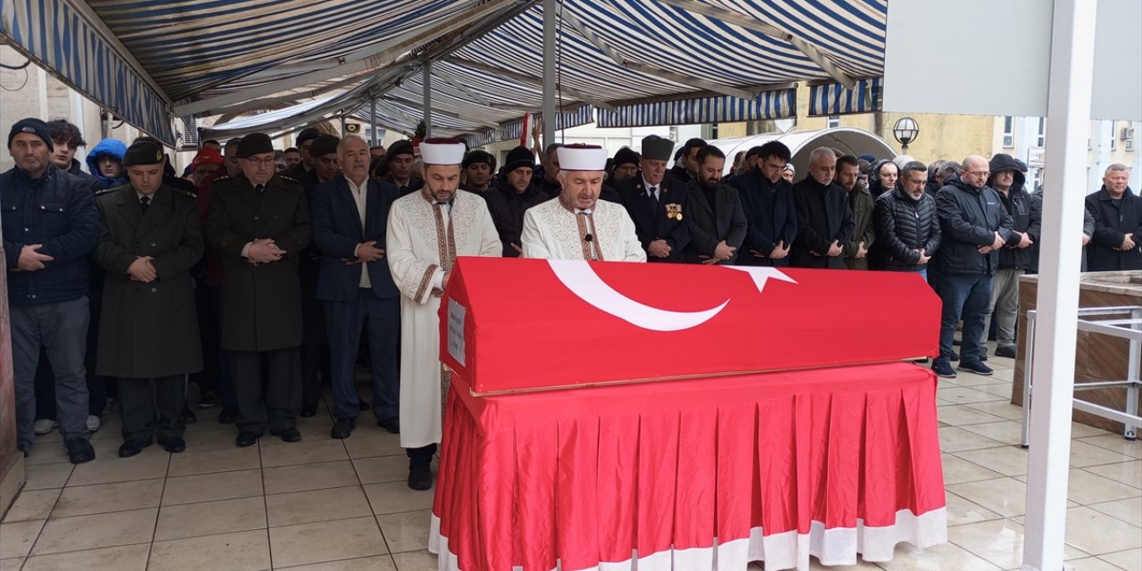 Samsun'da Kıbrıs gazisi Taşan son yolculuğuna uğurlandı