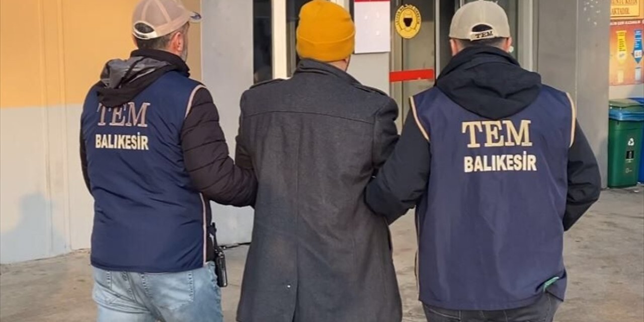 Balıkesir'de terör örgütü DEAŞ'a yönelik operasyonda 4 zanlı yakalandı