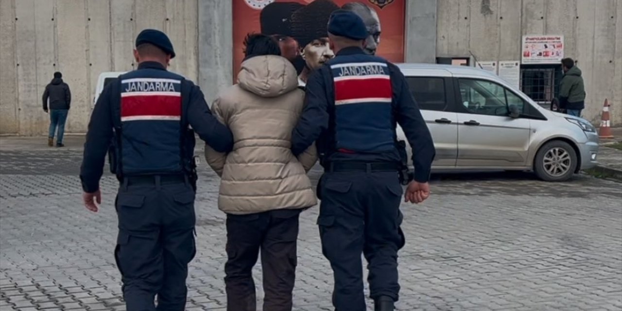 GÜNCELLEME - Sakarya'da annesini öldürdüğü öne sürülen zanlı tutuklandı