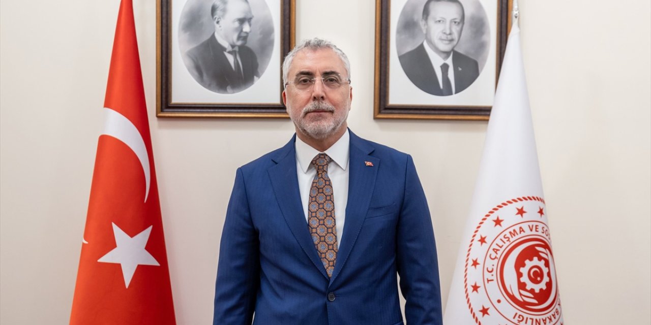Bakan Işıkhan, İŞKUR Gençlik Programı'na başvuruların 1 hafta sonra başlayacağını açıkladı: