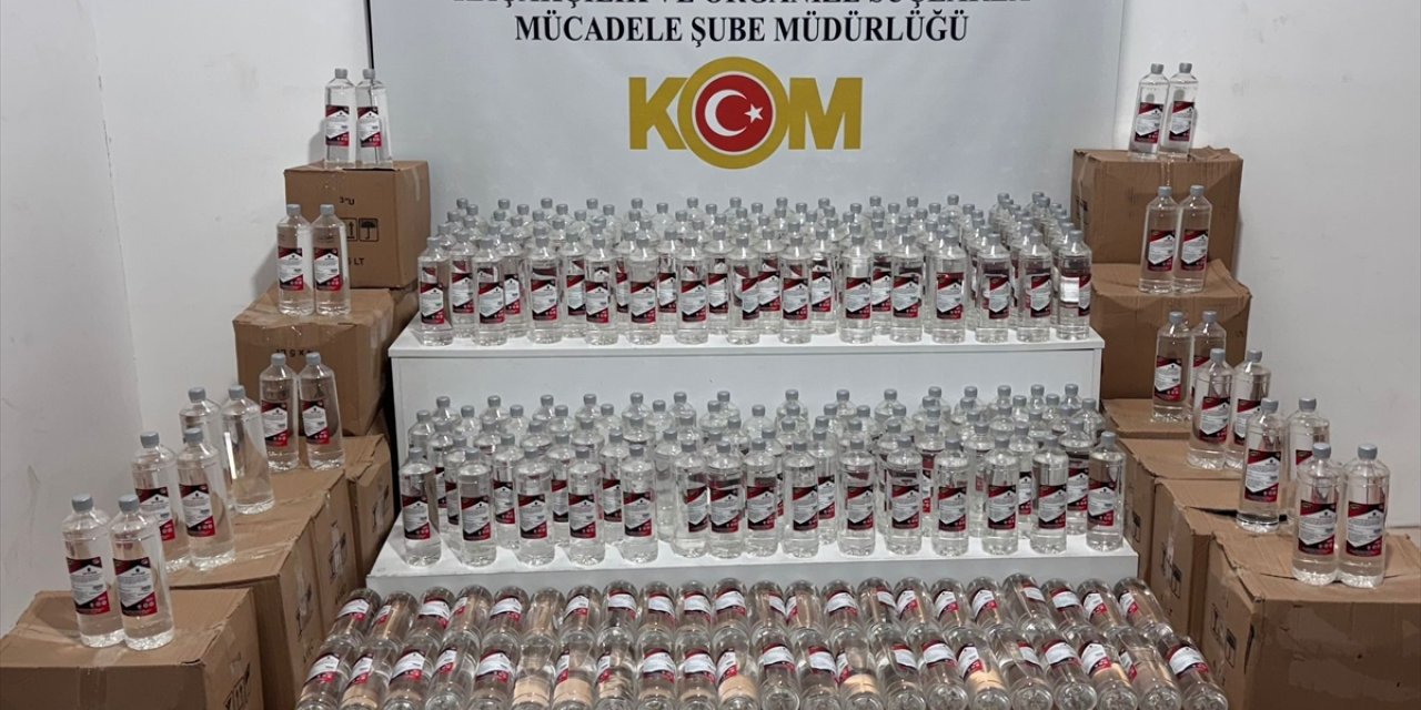 Samsun'da 1 ton etil alkol ele geçirildi