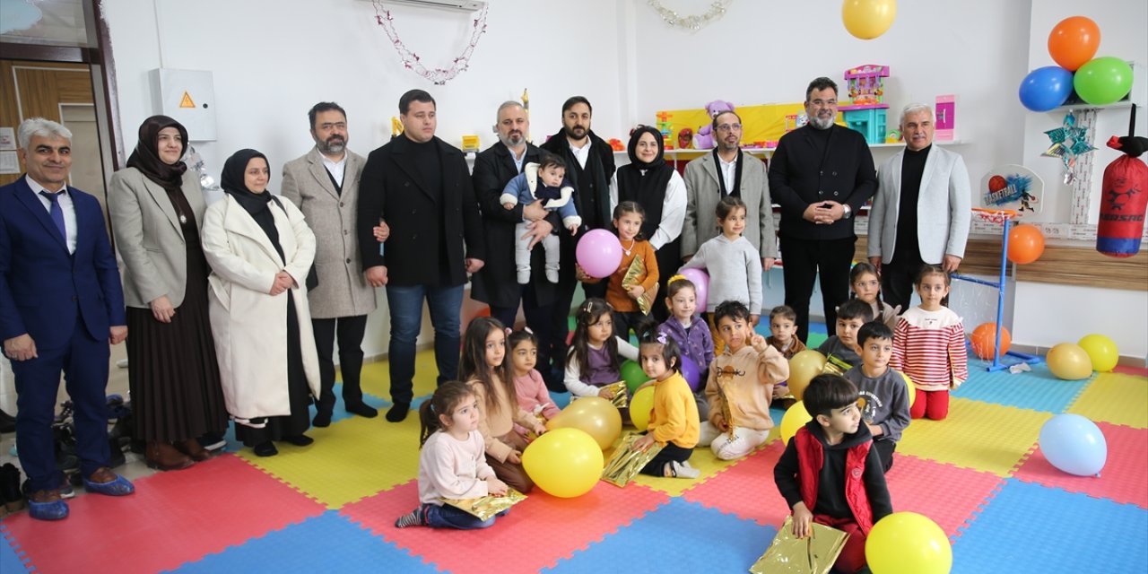 İstanbul İnsani Yardım Derneği, Adıyaman'da 5 oyun sınıfı açtı