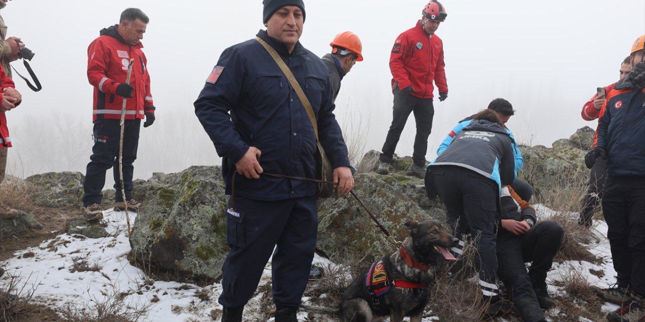 Iğdır'da AFAD, UMKE, jandarma ve dağcılar arama-kurtarma tatbikatı yaptı