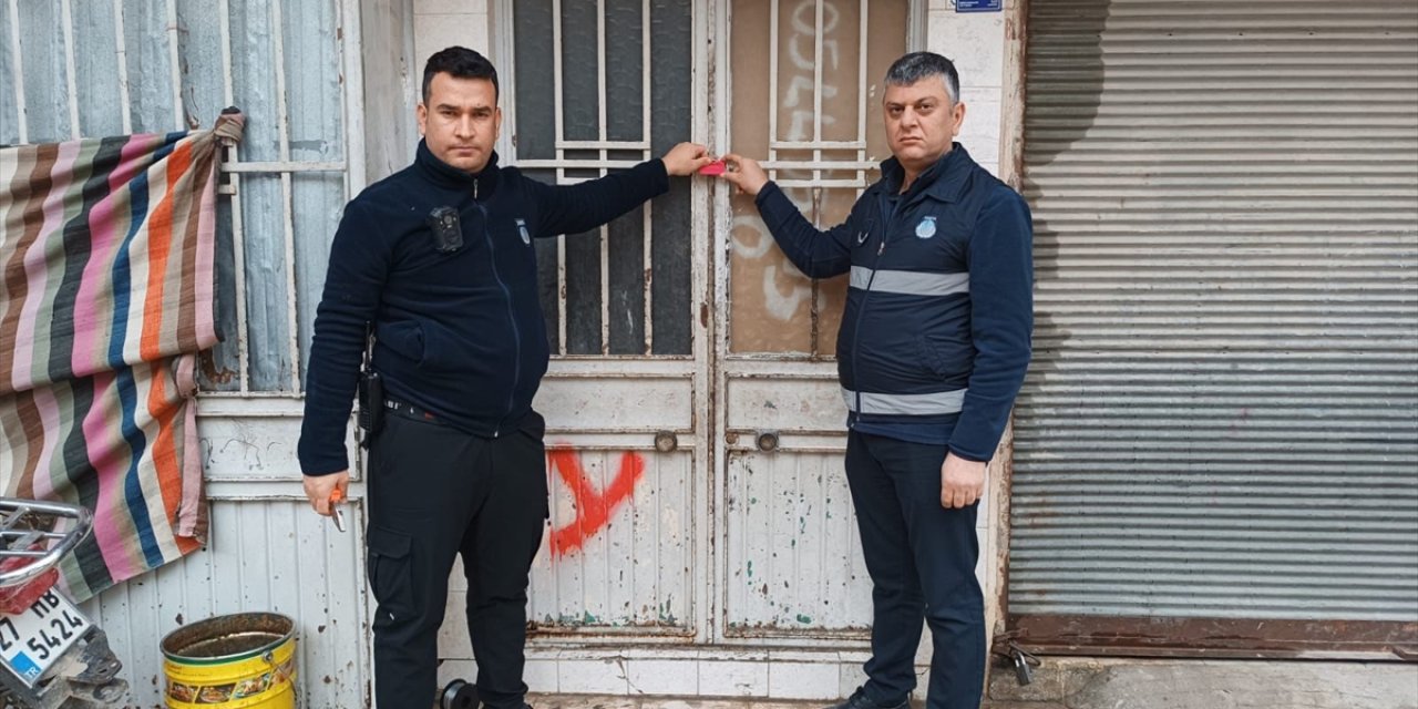 Şanlıurfa'da hijyen kurallarına uymayan tatlıcı mühürlendi