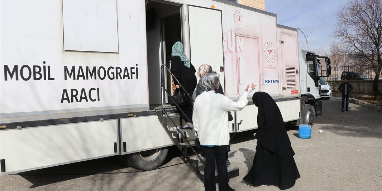 Mobil mamografi aracıyla 10 bin kilometre yol yapıp 1000 kadına hizmet verdiler