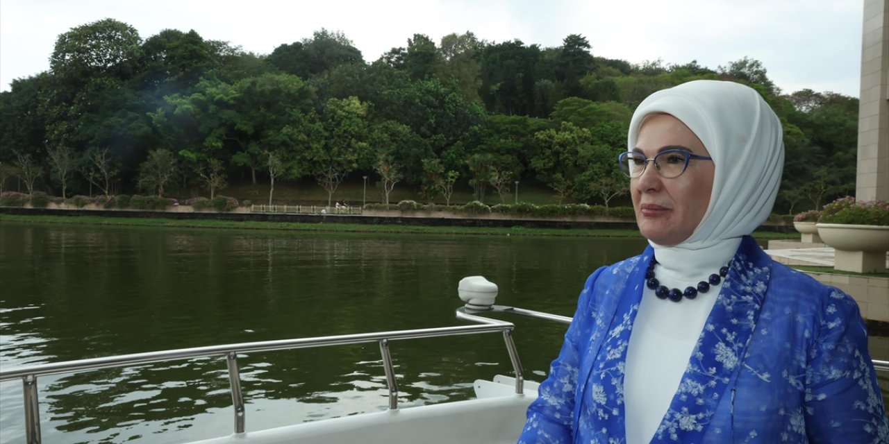 Emine Erdoğan'dan Malezya'daki temaslarına ilişkin paylaşım: