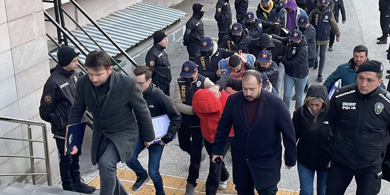 Eskişehir merkezli yasa dışı bahis operasyonunda 13 şüpheli tutuklandı