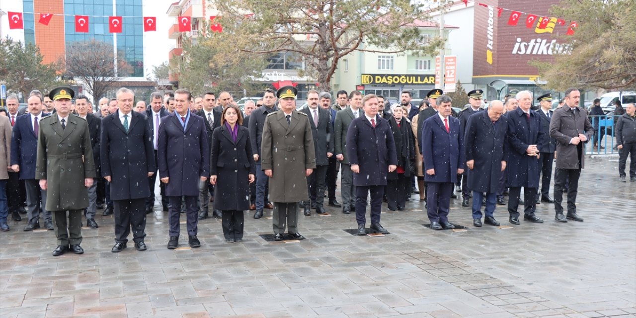 Erzincan'ın düşman işgalinden kurtuluşunun 107'nci yılı törenle kutlandı