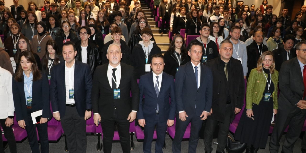 Trabzon'da "GençBizz Girişimcilik Zirvesi" yapıldı