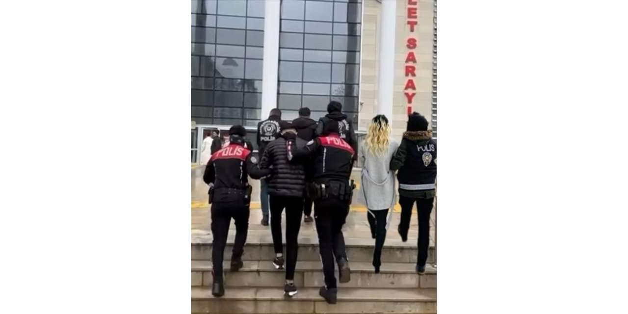 Elazığ merkezli 5 ilde dolandırıcılık operasyonu kapsamında 3 zanlı tutuklandı