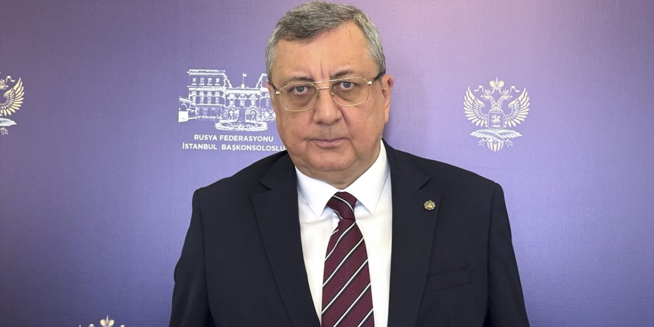 Rusya'nın İstanbul Başkonsolosu Buravov, Trump-Putin görüşmesini barış için ilk adım olarak değerlendirdi:
