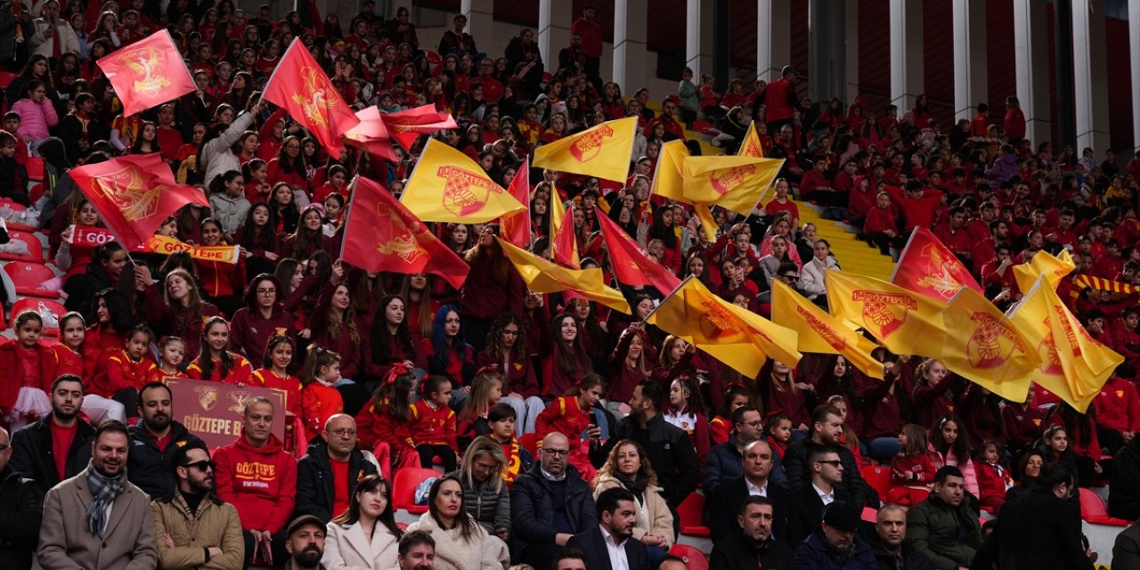 Göztepe Kulübünün 100. yıl logosu ve kutlama programı tanıtıldı