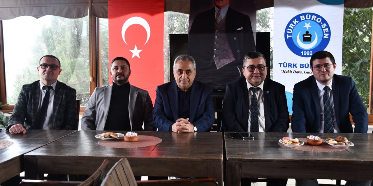 Türk Büro-Sen Genel Başkanı Güney, Bilecik'te sendikasının İl İstişare Toplantısı'na katıldı