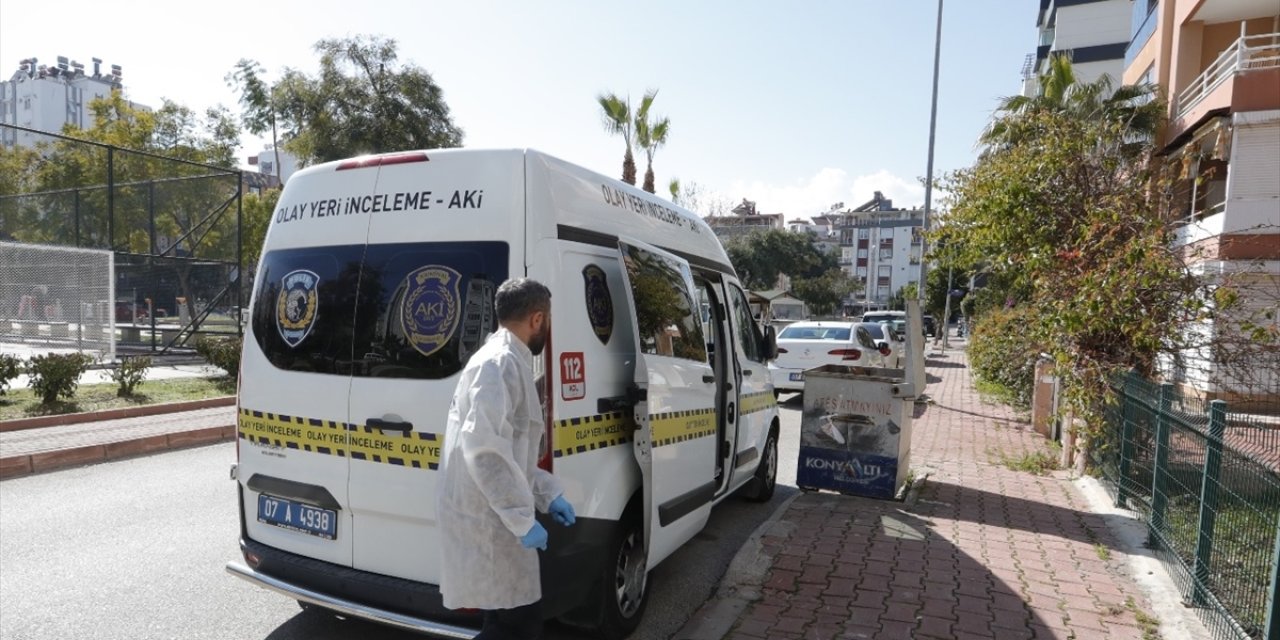 Gazeteci Sinan Seyfittinoğlu, Antalya'daki evinde ölü bulundu