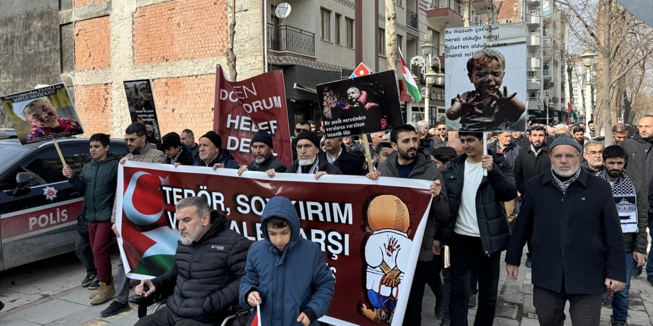 Malatya'da ABD Başkanı Trump'ın Gazze'ye yönelik sözleri protesto edildi