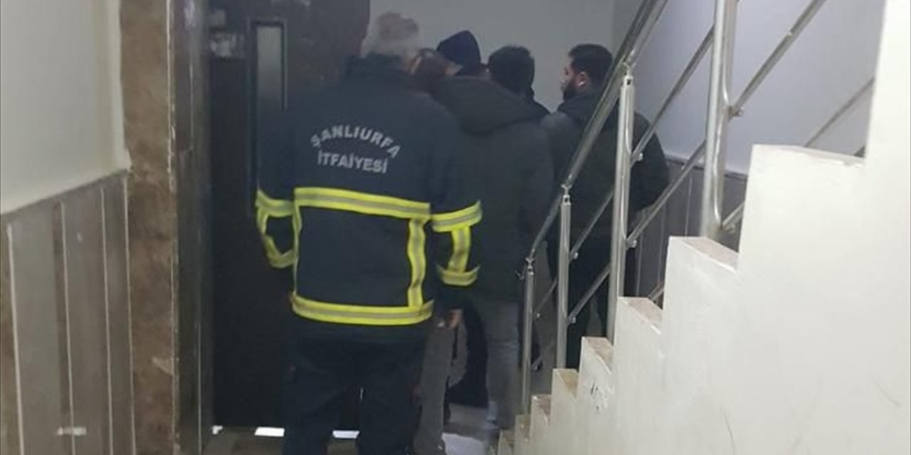 Şanlıurfa'da 5'inci kattan düşen asansördeki 5 kişi yaralandı
