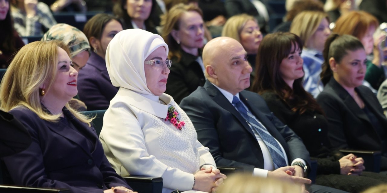 Emine Erdoğan, "Halkbank Üreten Kadınlar Yarışması Ödül Töreni"nde konuştu: