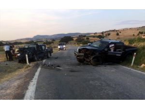 Çanakkale'de trafik kazası: 1 ölü, 7 yaralı