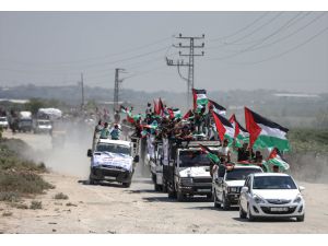 Gazzeli kamyon şoförleri İsrail ablukasını protesto etti