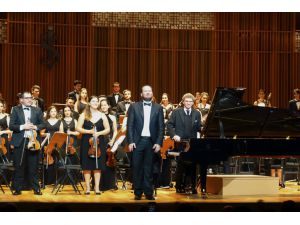 Türkiye Gençlik Filarmoni Orkestrası, İş Sanat'ta sahne aldı