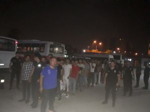 Adana'da 99 düzensiz göçmen yakalandı