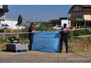 Antalya'da dere kenarında kadın cesedi bulundu